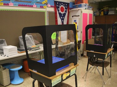  Blended Learning Desk Setup